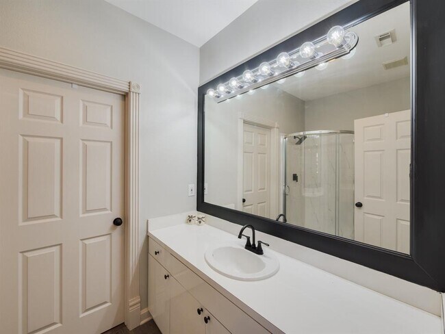 Building Photo - 702 Windbreak Trail