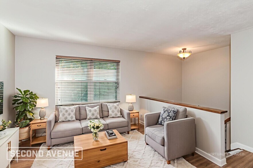 Building Photo - 4384 Mt Alverno Rd