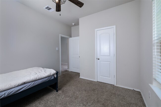 Building Photo - 14105 Redwood Forest Trail