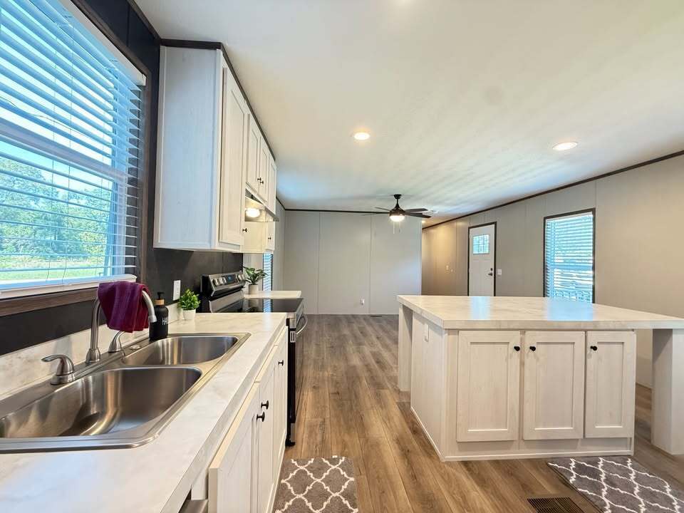 Building Photo - 129 Ponderosa Wy