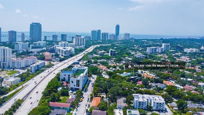 Building Photo - 420 SW 15th Rd