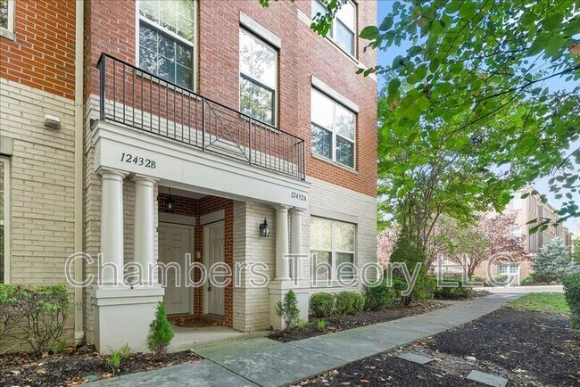 Building Photo - 12432 Liberty Bridge Rd