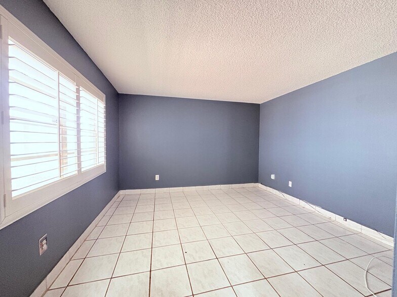 Building Photo - 7785 SW 86th St