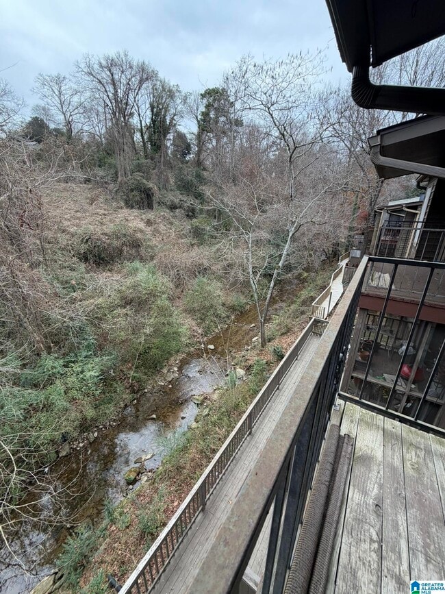 Building Photo - 118 W Green