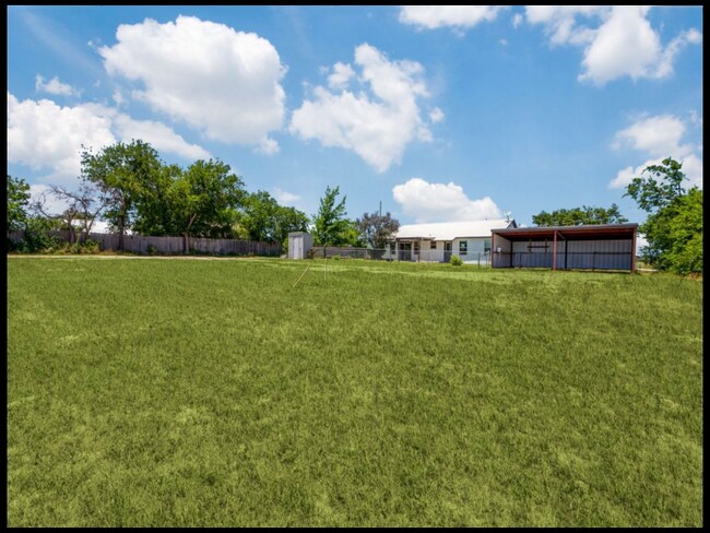 Building Photo - 5075 FM 5