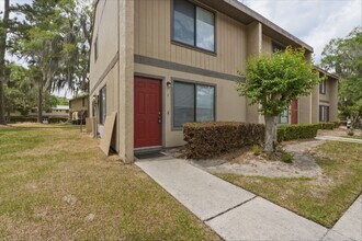 Building Photo - 2-bedroom, 2.5-bathroom townhome