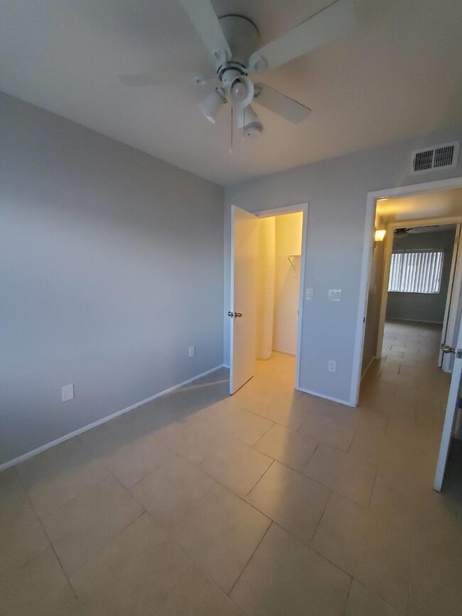 Building Photo - For Rent: Charming 2-Bedroom, 2-Bathroom T...