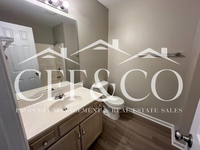 Building Photo - Lovely 3 bedroom 2.5 bath home located in Boiling Springs avaialable!