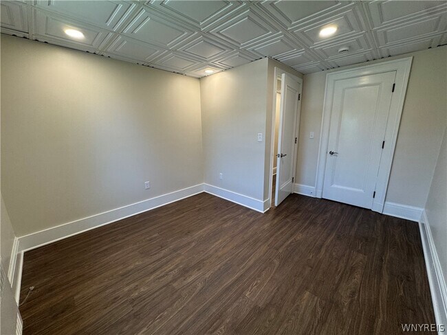 Building Photo - 77 Humboldt Pkwy