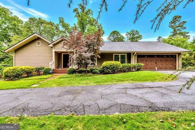 Building Photo - 1897 Mt Vernon Rd