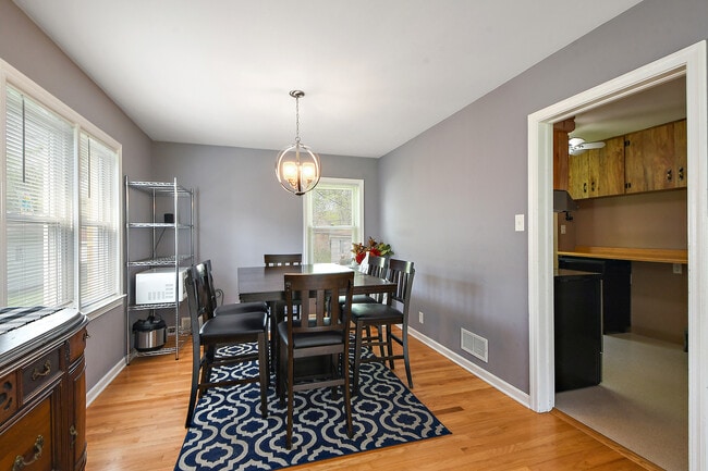 Building Photo - 18450 Homewood Ave