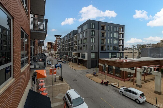 Building Photo - 9 N Euclid Ave