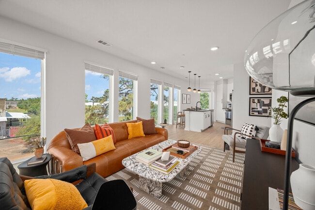 Building Photo - Westgrove