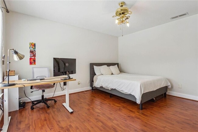 Building Photo - 102 Holcomb Ferry Rd