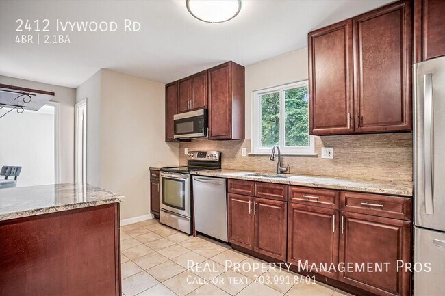 Building Photo - 2412 Ivywood Rd