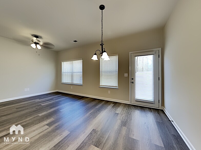 Building Photo - 6063 Oak Bend Ct