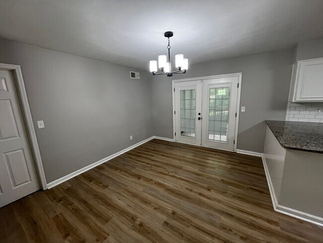 Building Photo - Must See the Sunroom off the Primary Bedroom!