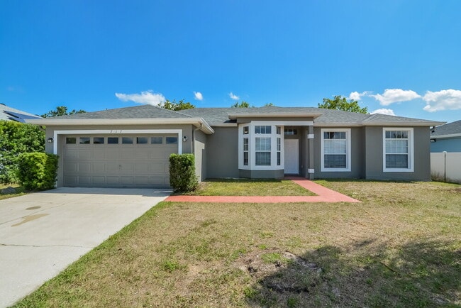 Building Photo - 717 Modena St