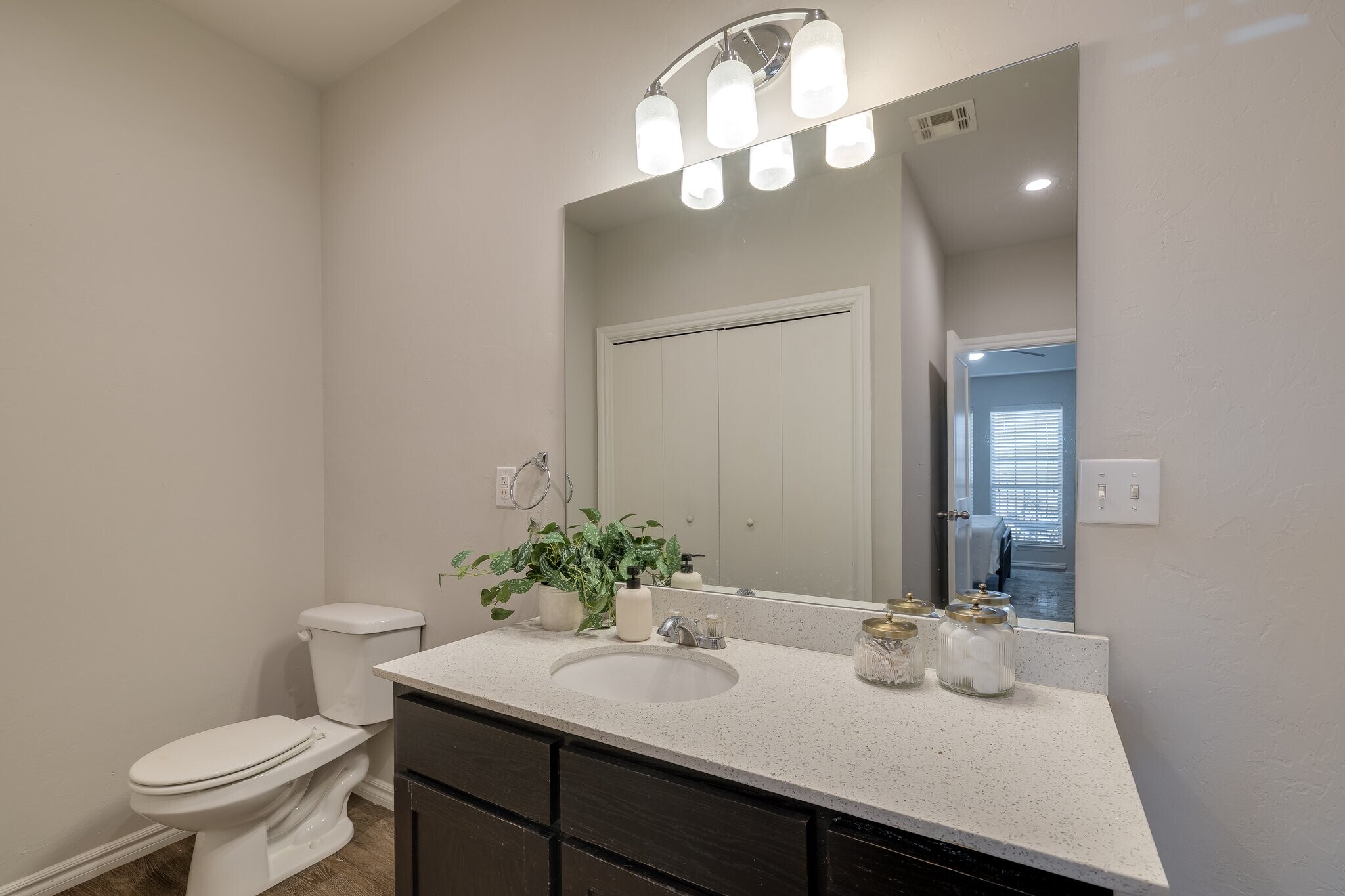 Building Photo - 3720 N Pennsylvania Ave