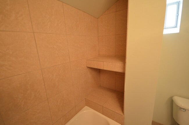 Building Photo - 2815 W 25th Pl