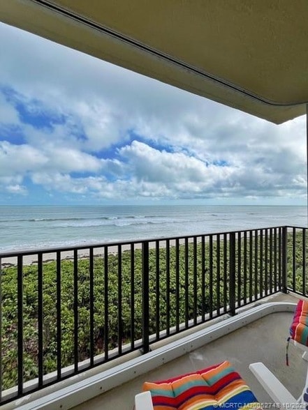 Building Photo - 7410 S Ocean Dr