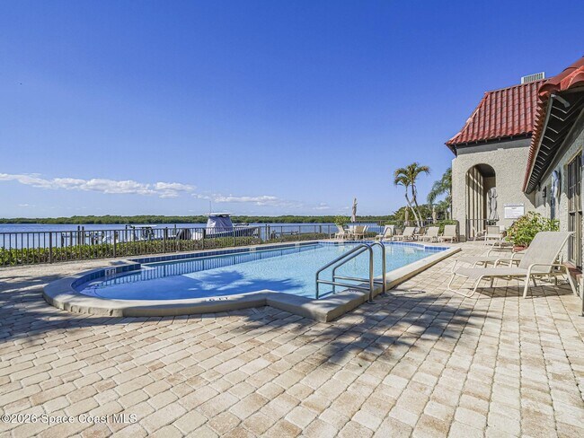 Building Photo - 5151-5A1a Jimmy Buffett Mem Hwy