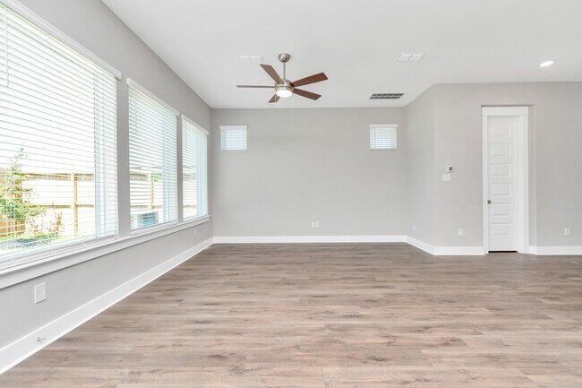 Building Photo - 1411 Northern Brewer Trl
