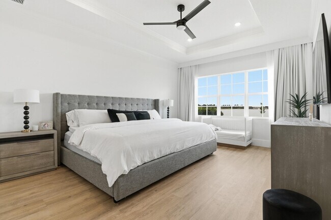 Building Photo - 655 Hookline Cir