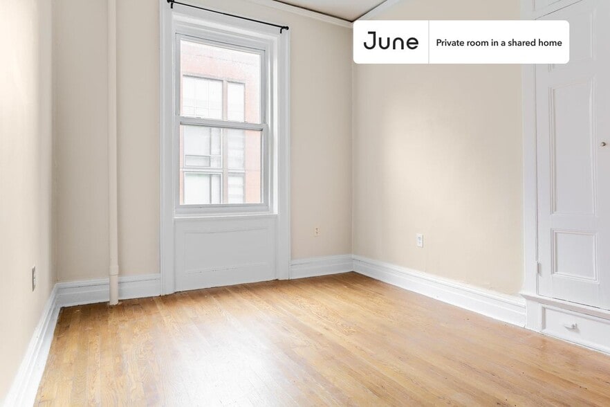 Building Photo - Room in Shared 4 bed/1 bath home in Chelsea