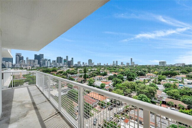 Building Photo - 900 SW 8th St