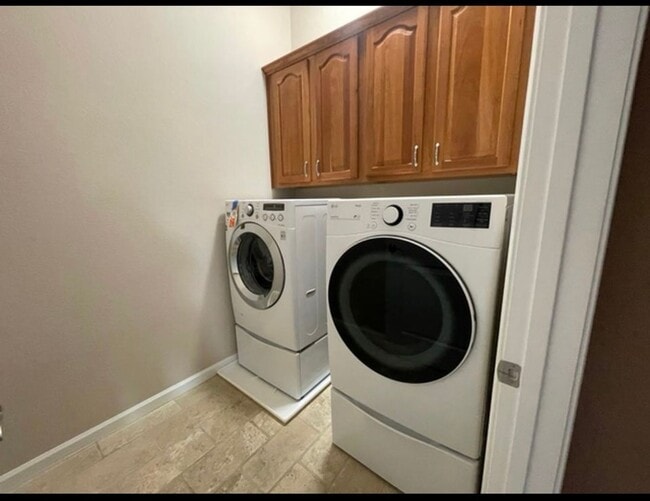 Building Photo - 9900 Wilbur May Pkwy