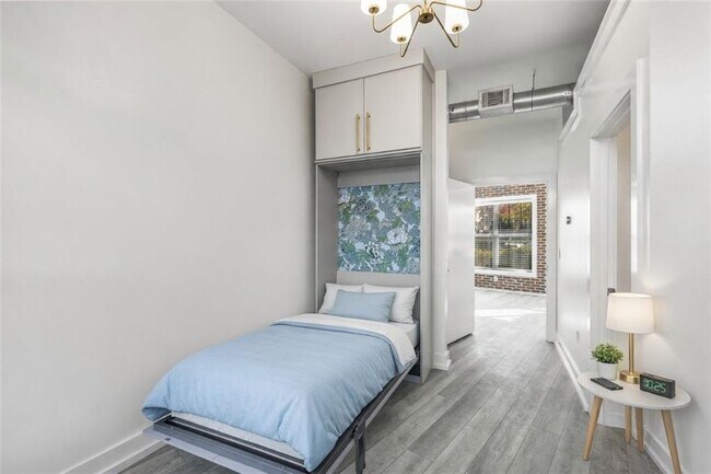 Building Photo - 791 Wylie St SE