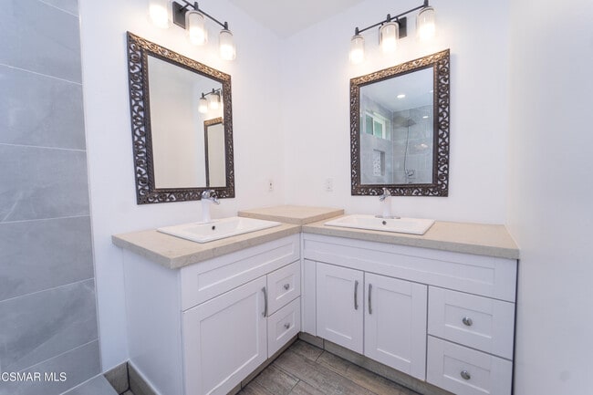 Building Photo - 11723 Porter Valley Dr