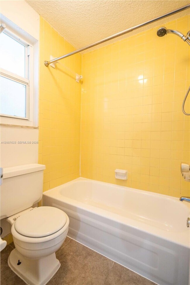 Building Photo - 600 N Rio Vista Blvd