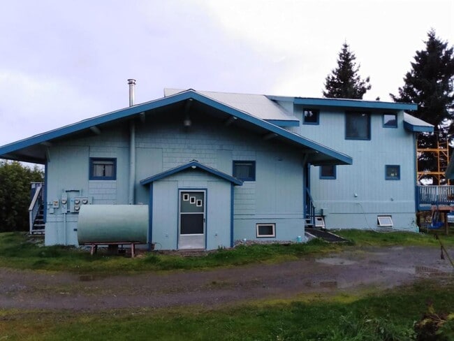 Building Photo - 53580 Marlea Ave
