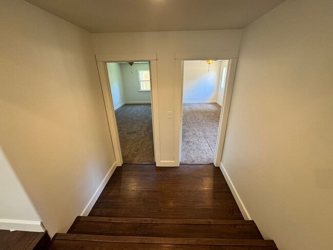 Building Photo - 3BD/2BA HOME off Old Hwy 80, Ample Parking...