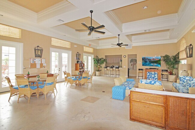 Building Photo - Triano Seasonal Condo for Rent