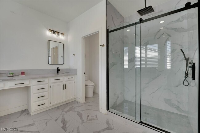 Building Photo - 10336 Early Morning Ave