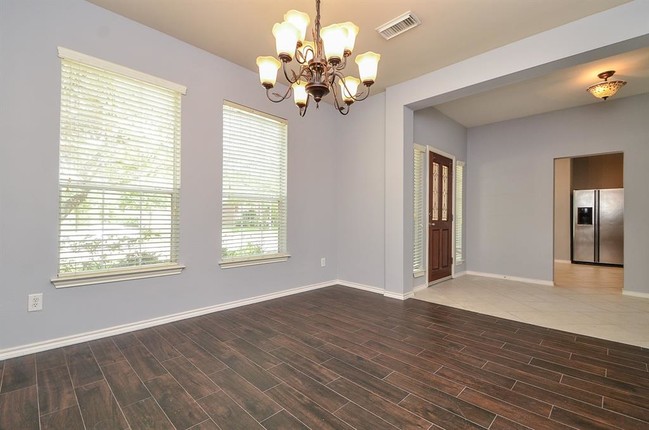 Building Photo - 21323 Grand Hollow Ln