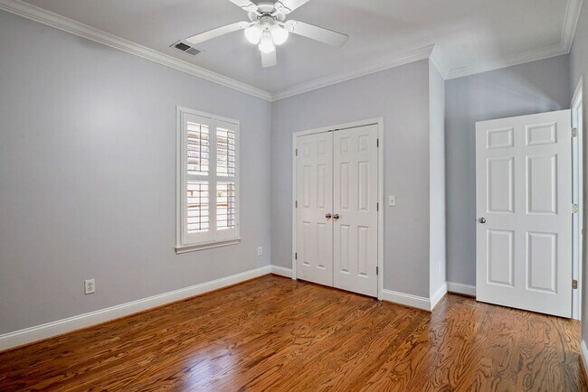 Building Photo - 4040 Alston Way