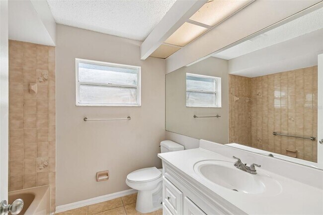 Building Photo - 8526 Huntsman Ln