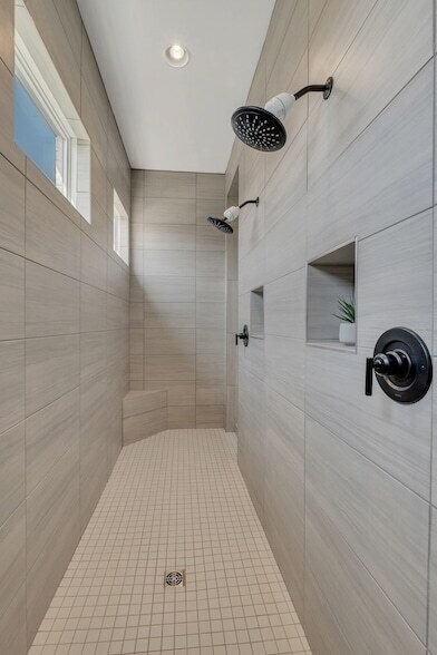 Building Photo - 6409 HIgh Top Ct