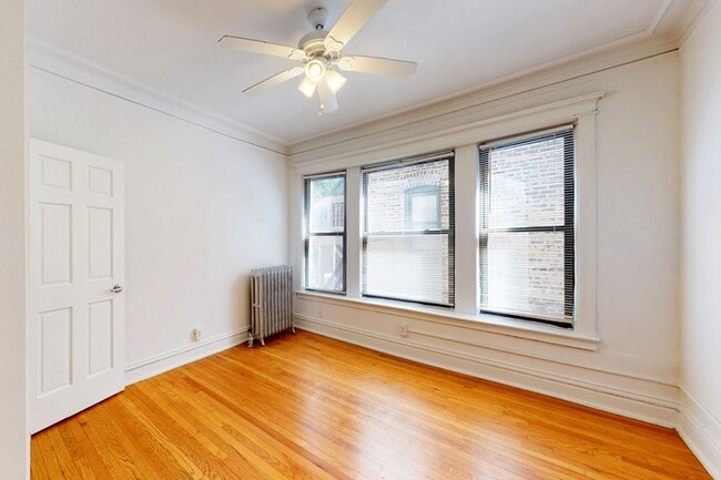 Floorplan - 5335-5337 S. Woodlawn Avenue