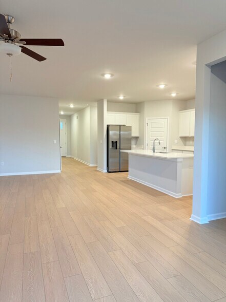 Building Photo - 205 Waylan Rdg Ln