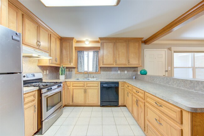 Building Photo - 4306 Spellman Rd