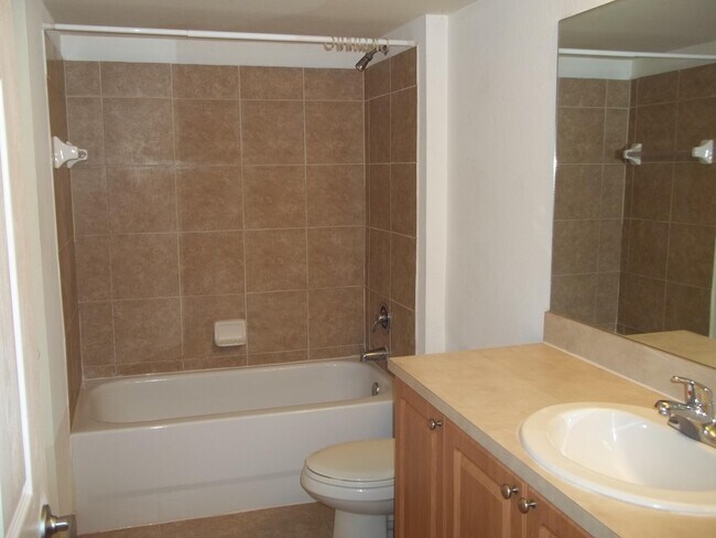 Building Photo - 6760 Heritage Grande