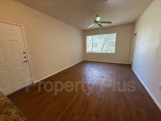 Building Photo - 18416 N Cave Creek Rd