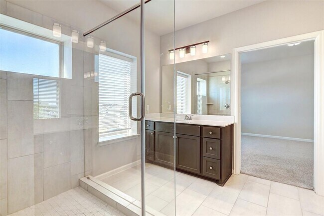 Building Photo - 2604 San Bautista Wy