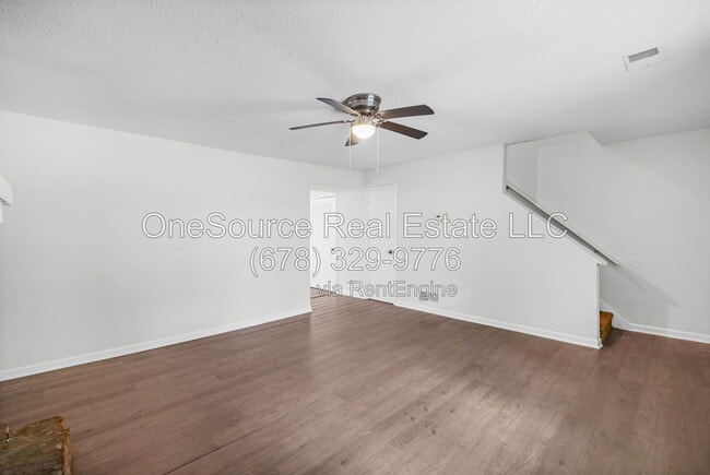 Building Photo - 2961 Lakemont Dr SW