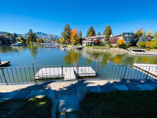 Building Photo - 3 bed 3 bath house for rent in the Tahoe Keys